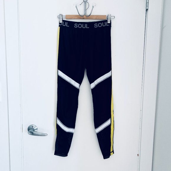 All Fenix X SoulCycle Colour Blocked Soul Leggings | Medium | Black/Yellow - Picture 9 of 16